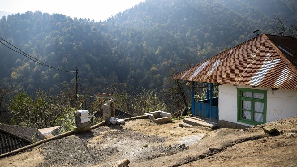 روستای شاه می‌لرزان - گیلان