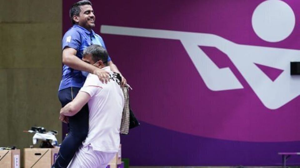 خانه‌نشینی مربی تنها تیرانداز مدال‌آور تاریخ المپیک ایران