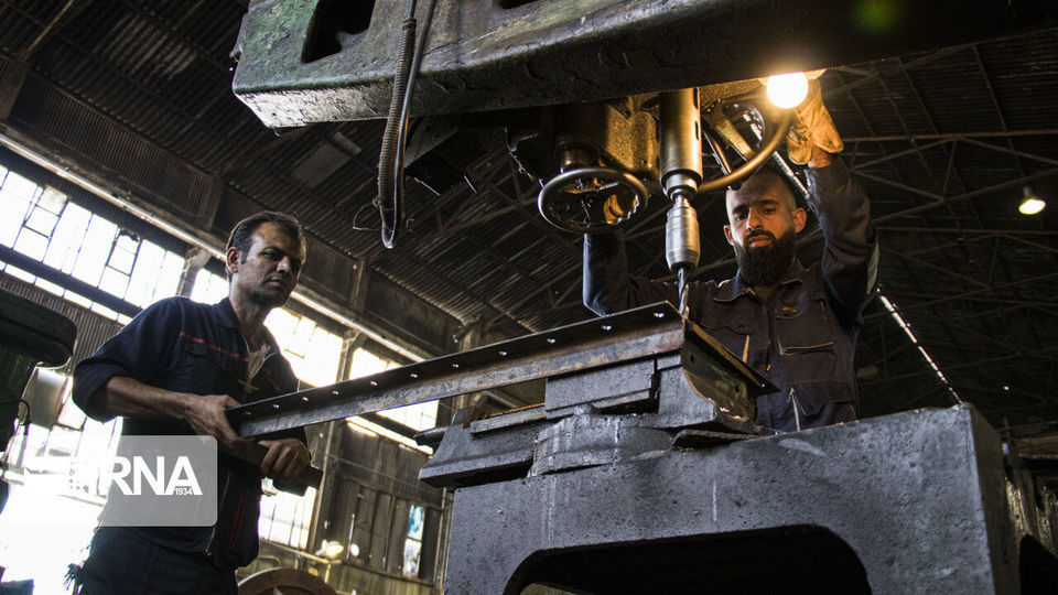 شروع به کار دوباره نیشکر هفت تپه