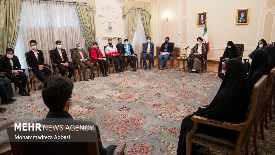 دیدار تشکل‌های دانش‌آموزی با رییس جمهور