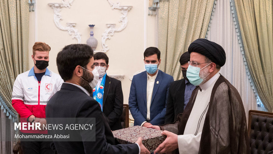 دیدار تشکل‌های دانش‌آموزی با رییس جمهور