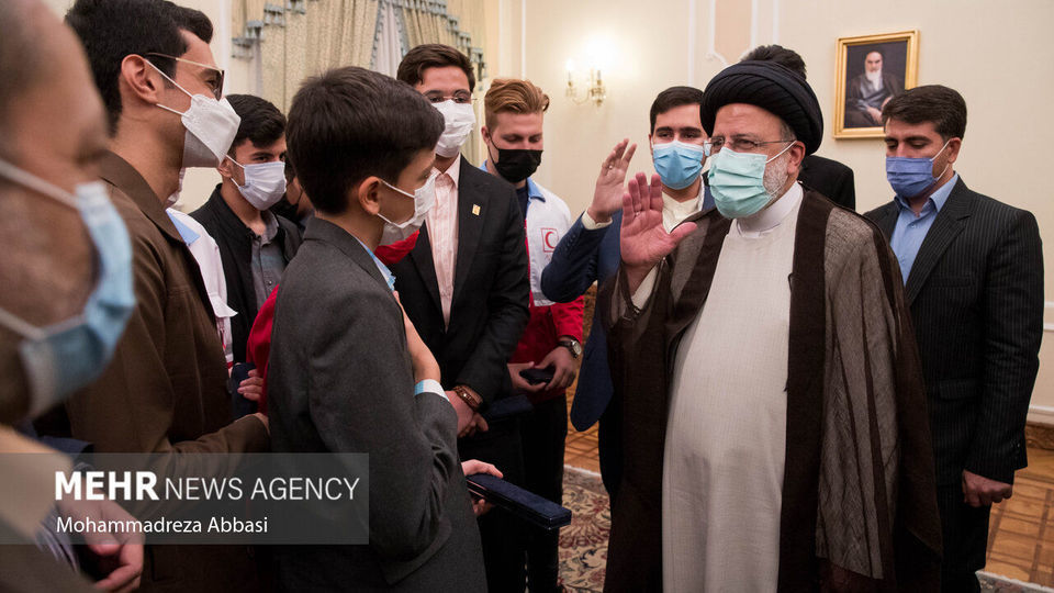 دیدار تشکل‌های دانش‌آموزی با رییس جمهور