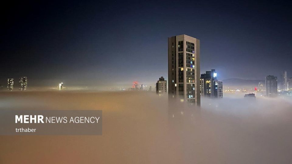 استانبول در مه