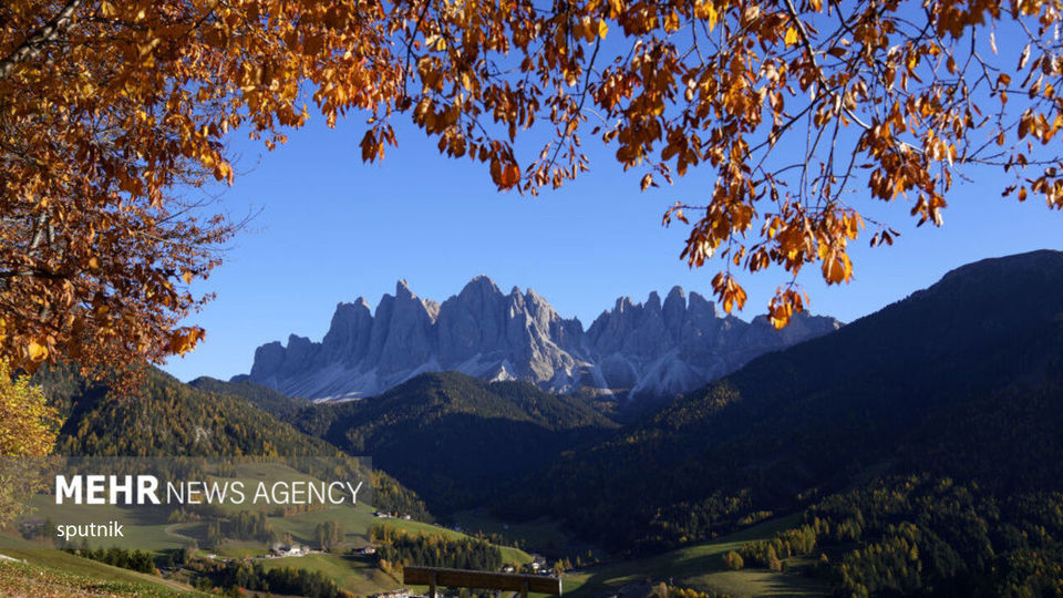 جاذبه‌های پاییزی جهان