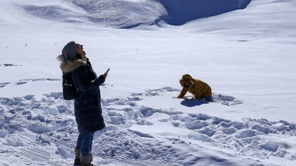 آماده سازی پیست اسکی مجموعه توچال