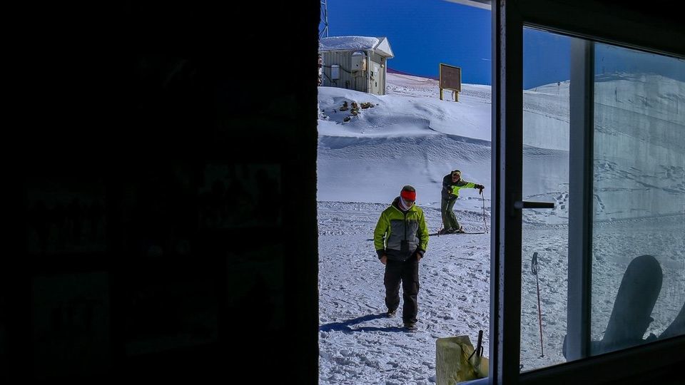 آماده سازی پیست اسکی مجموعه توچال