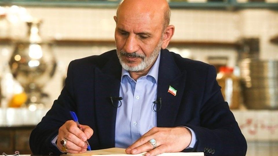 خیراندیش:‌ مردم واکسن کرونا را تزریق کنند