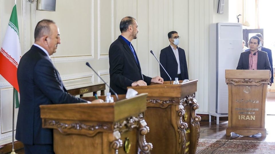 دیدار و گفتگو وزرای خارجه ایران و ترکیه