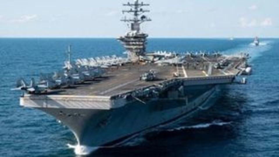 پنتاگون: یک بالگرد ایرانی تا فاصله ۲۵ متری به ناو آمریکایی نزدیک شد