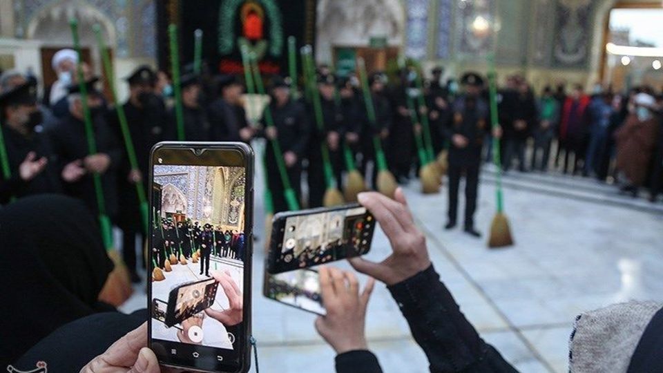 آئین جاروکشان حرم حضرت معصومه (س)