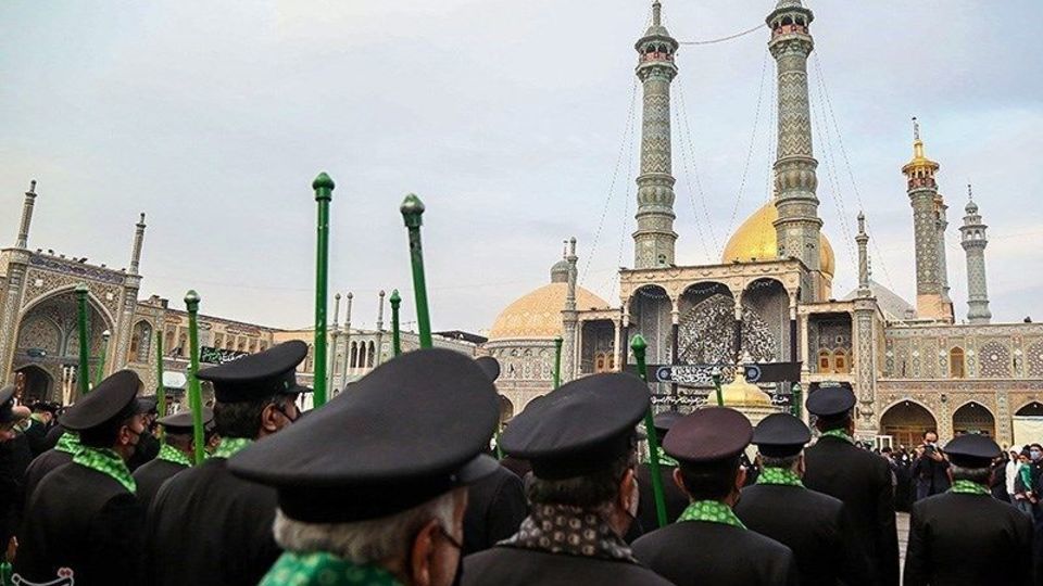 آئین جاروکشان حرم حضرت معصومه (س)