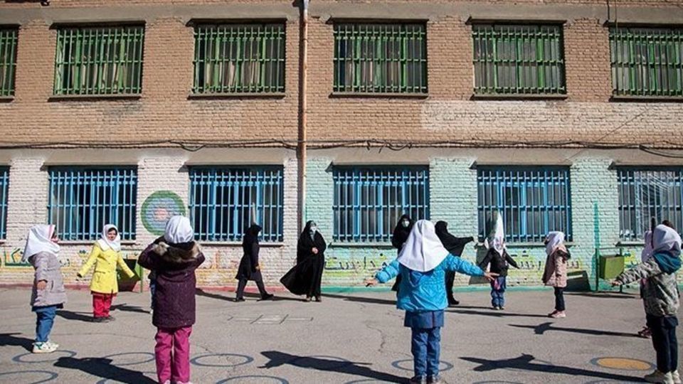 ۹ آسیب برنامه‌های پرورشی مدارس/ آمارسازی در فعالیت‌های تربیتی برای انحراف مدیران