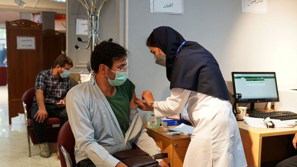 وزارت بهداشت:‌ واکسن‌های تزریق شده در کشور از ۱۰۰ میلیون دز گذشت