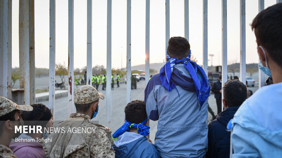 حضور هواداران فوتبال در ورزشگاه آزادی پس از ۲۲ ماه