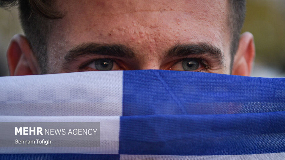 حضور هواداران فوتبال در ورزشگاه آزادی پس از ۲۲ ماه