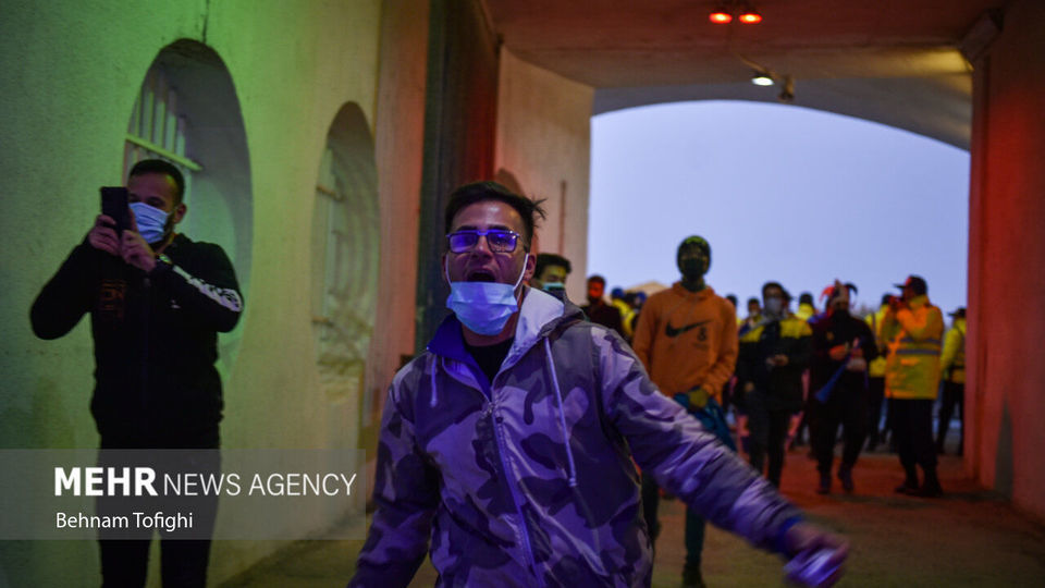 حضور هواداران فوتبال در ورزشگاه آزادی پس از ۲۲ ماه