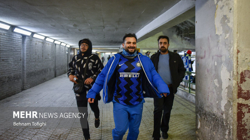 حضور هواداران فوتبال در ورزشگاه آزادی پس از ۲۲ ماه