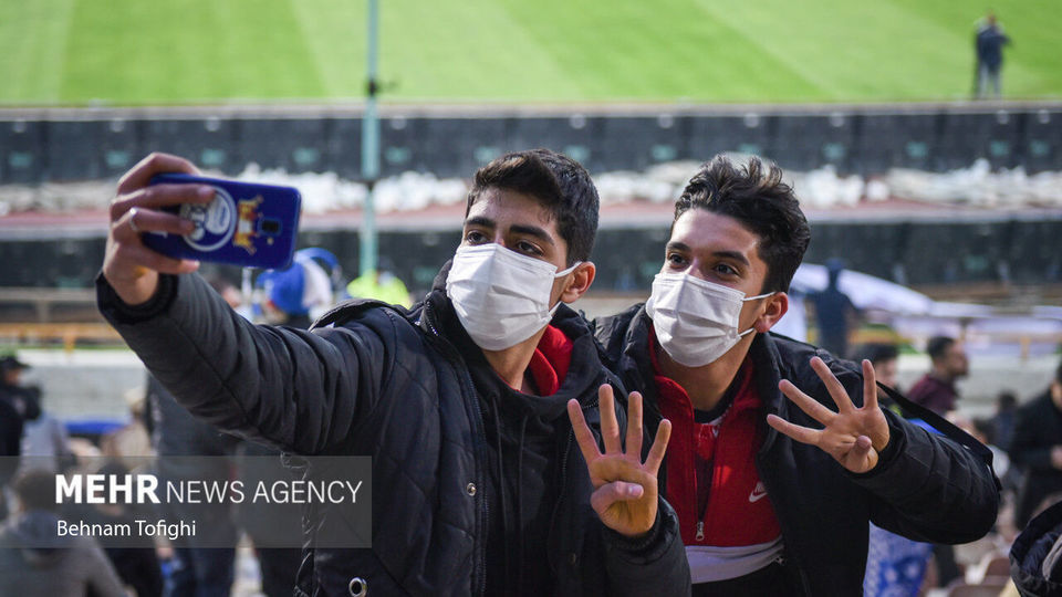 حضور هواداران فوتبال در ورزشگاه آزادی پس از ۲۲ ماه