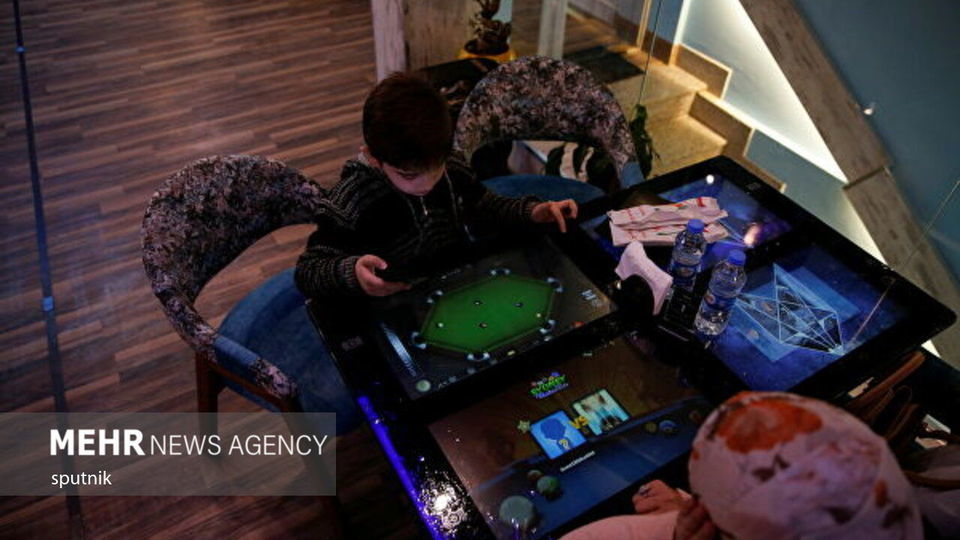 ربات‌های گارسن در رستوران موصل