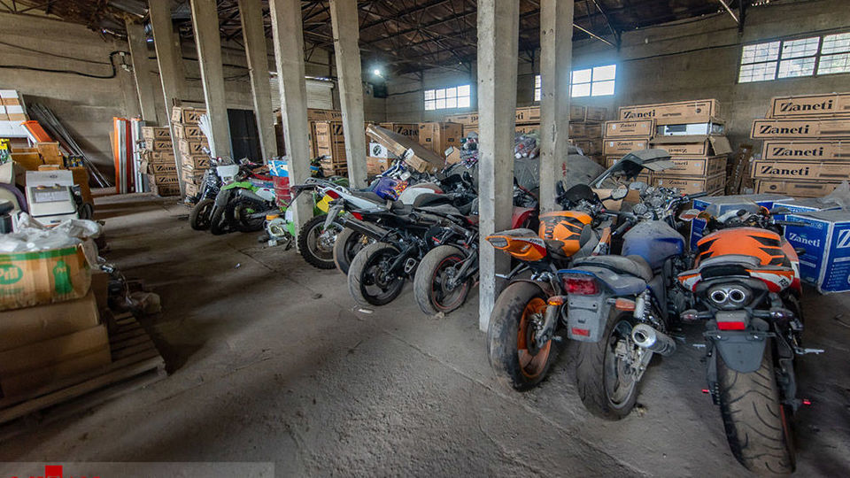 بازدید رئیس کل دادگستری مازندران از انبار اموال تملیکی