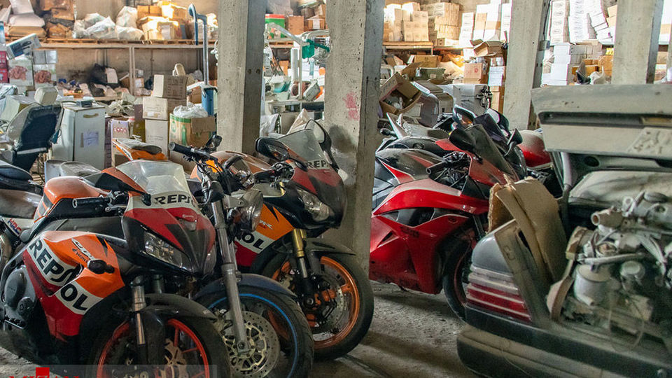 بازدید رئیس کل دادگستری مازندران از انبار اموال تملیکی