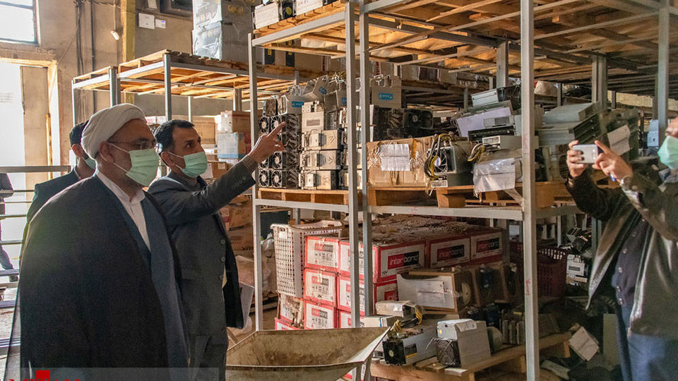 بازدید رئیس کل دادگستری مازندران از انبار اموال تملیکی