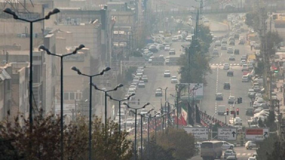 اورژانس تهران: بیماران قلبی و تنفسی در منزل بمانند