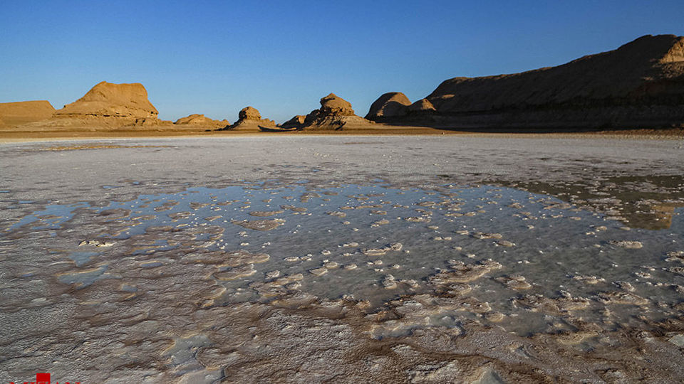 خشک شدن دریاچه جوان در کلوت شهداد - کرمان