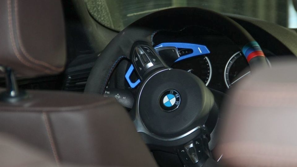 بازدید دادستان کل کشور از خودروهای بلاتکلیف در پارکینگ ها