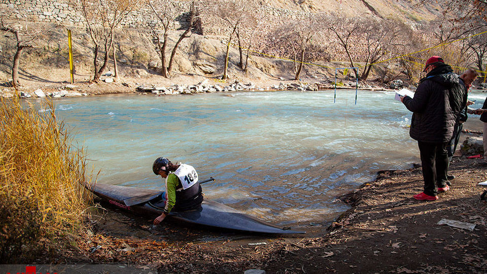 مسابقات «اسلالوم» بانوان قهرمانی کشور