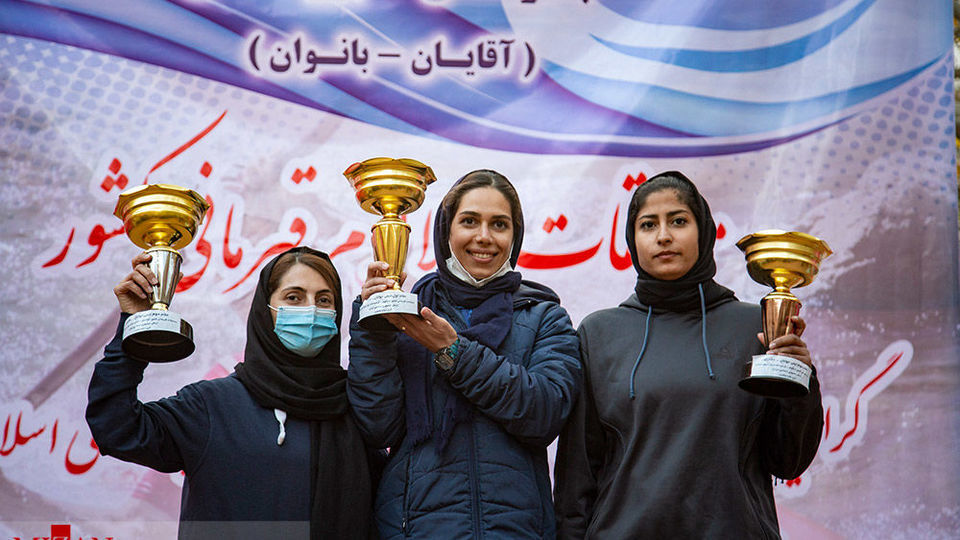 مسابقات «اسلالوم» بانوان قهرمانی کشور