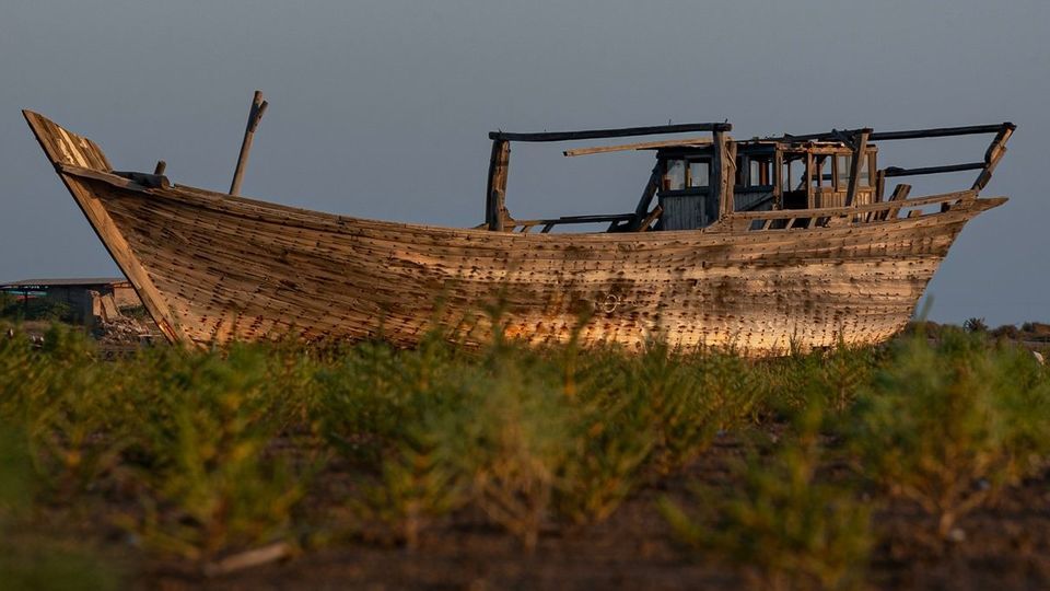 گورستان لنج‌ها بندر عامری