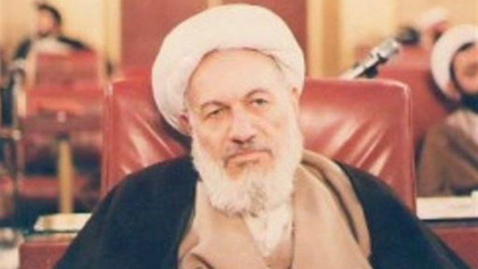 نامه‌های عذرخواهی آذری قمی توسط دفتر حفظ و نشر آثار رهبر انقلاب منتشر شد