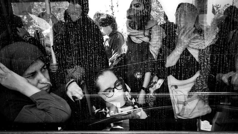 خواب در هیاهو