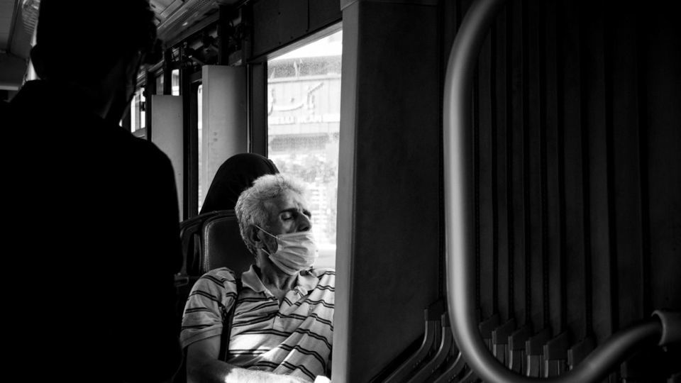 خواب در هیاهو