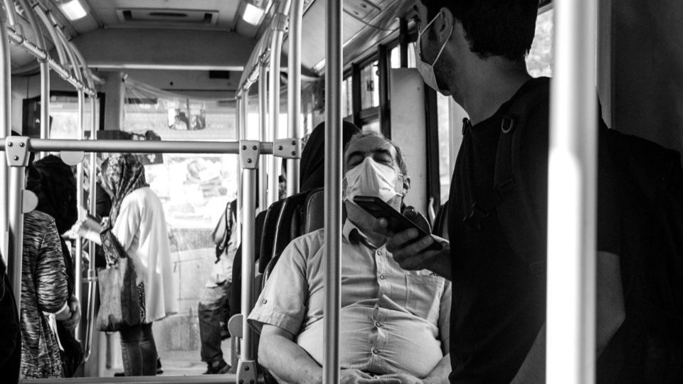 خواب در هیاهو