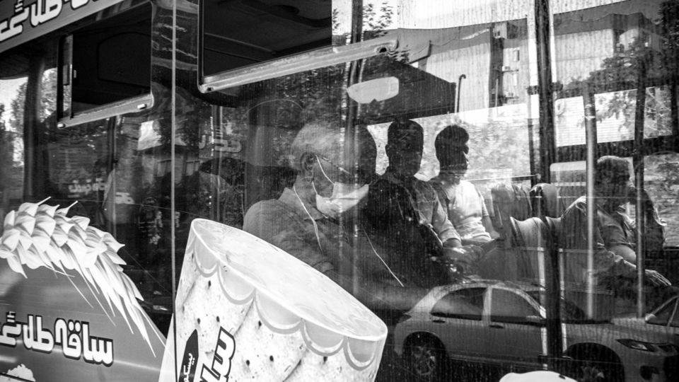 خواب در هیاهو