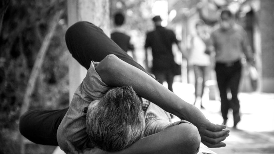 خواب در هیاهو