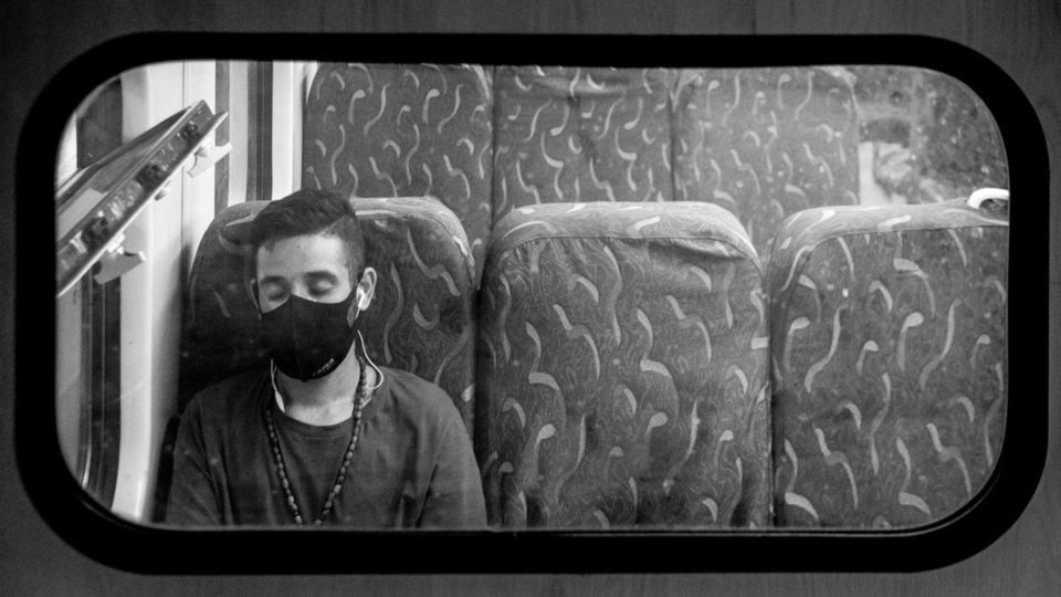 خواب در هیاهو