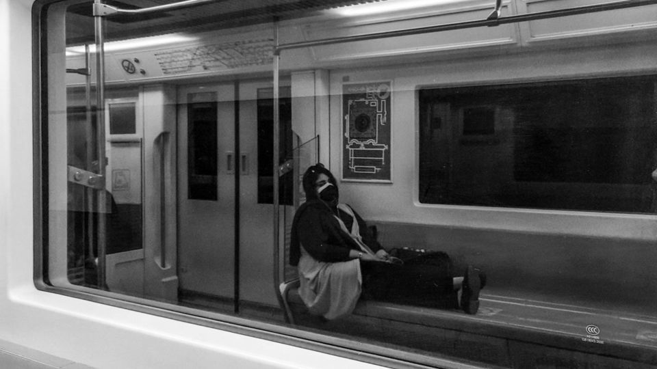 خواب در هیاهو