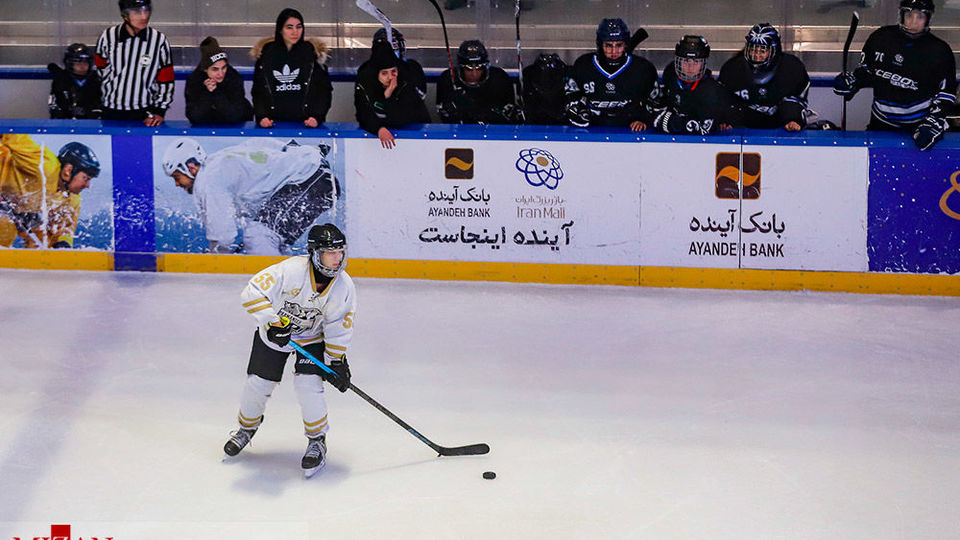 لیگ برتر هاکی روی یخ بانوان ایران