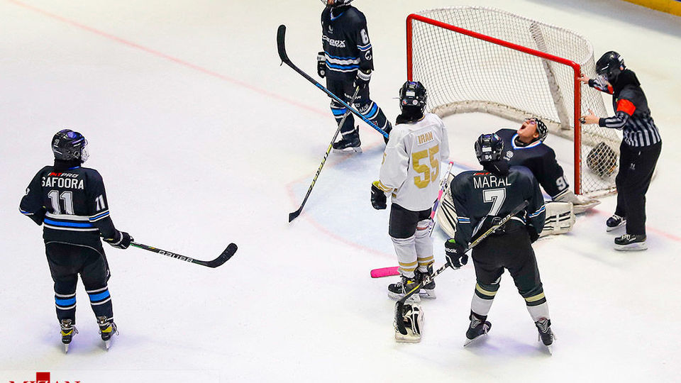 لیگ برتر هاکی روی یخ بانوان ایران