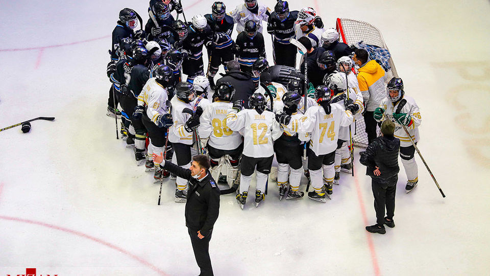 لیگ برتر هاکی روی یخ بانوان ایران