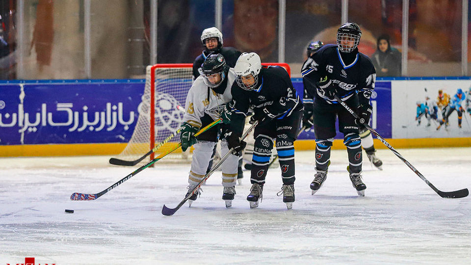 لیگ برتر هاکی روی یخ بانوان ایران