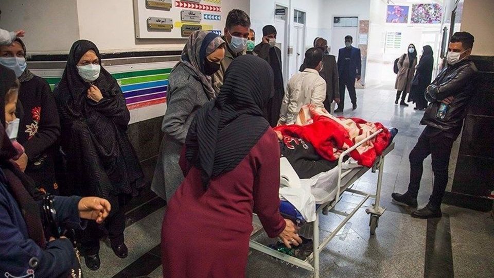 مصدومان حادثه تصادف دانش آموزان در کرمانشاه