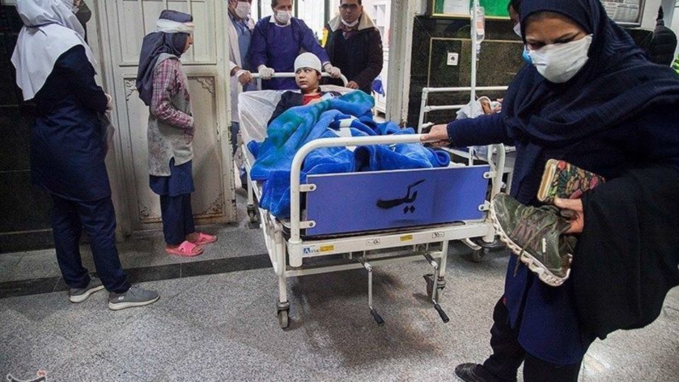 مصدومان حادثه تصادف دانش آموزان در کرمانشاه