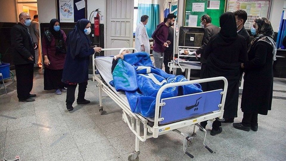 مصدومان حادثه تصادف دانش آموزان در کرمانشاه