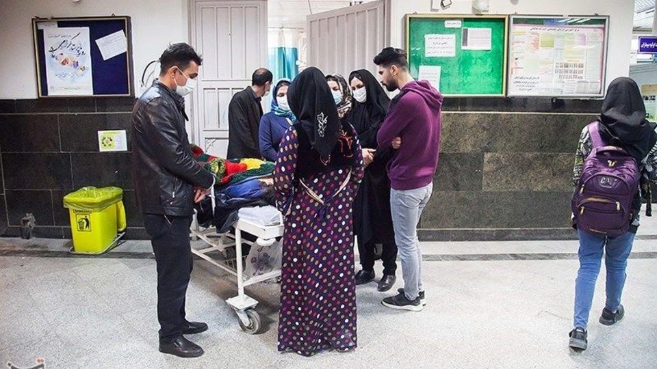 مصدومان حادثه تصادف دانش آموزان در کرمانشاه