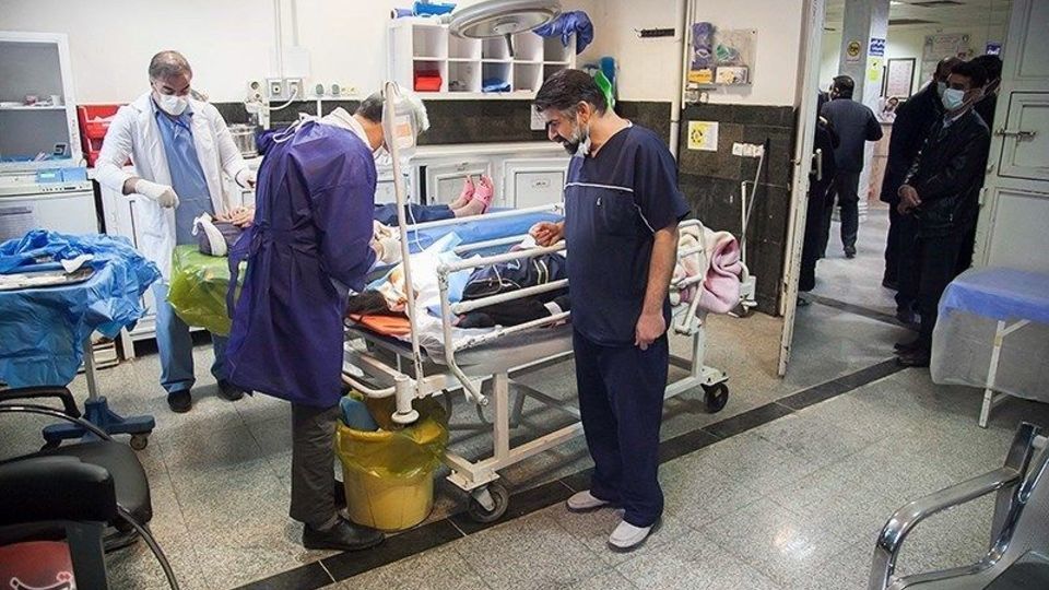 مصدومان حادثه تصادف دانش آموزان در کرمانشاه