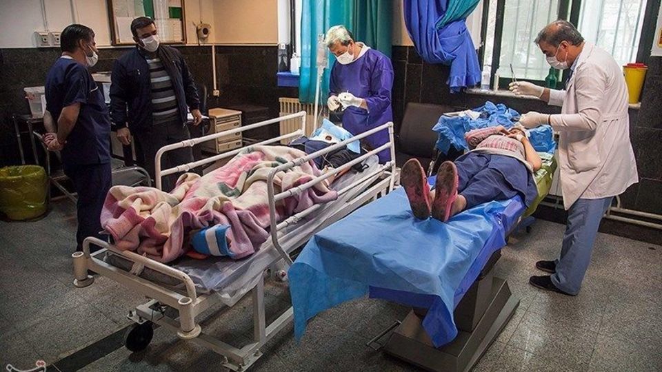 مصدومان حادثه تصادف دانش آموزان در کرمانشاه